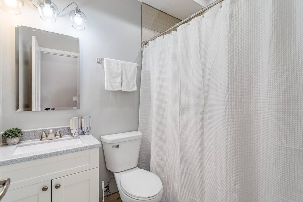 Suite 2 On Southport 4 Queen Beds シカゴ エクステリア 写真