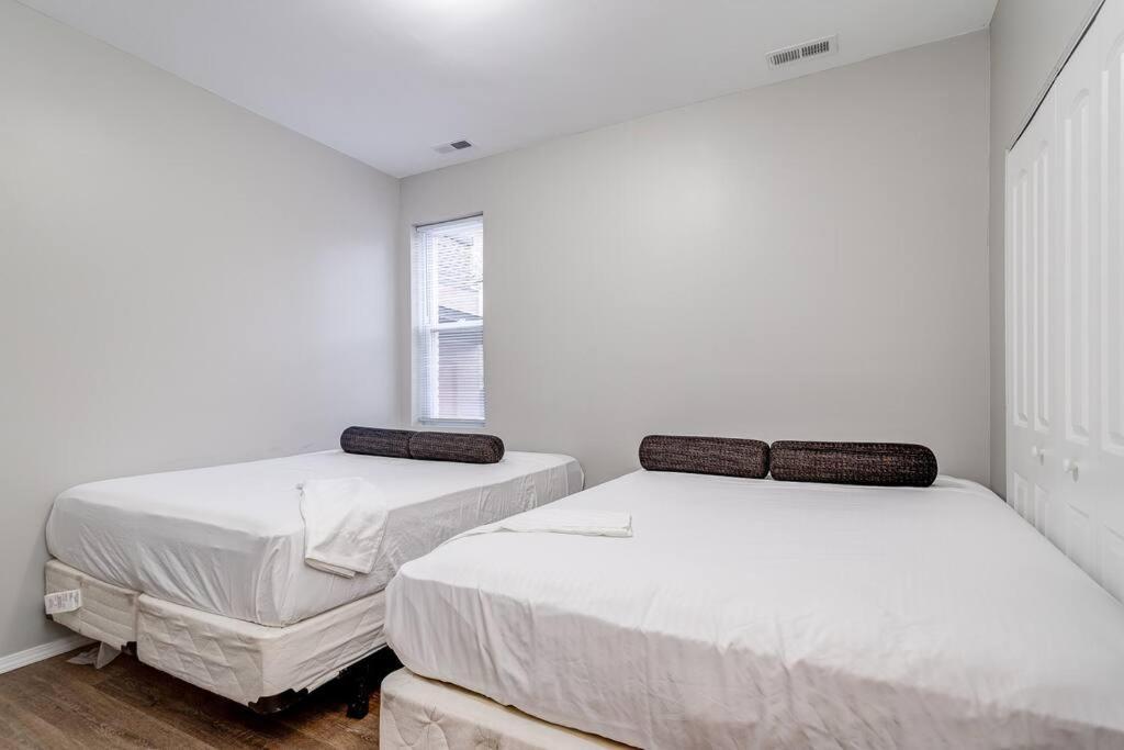 Suite 2 On Southport 4 Queen Beds シカゴ エクステリア 写真